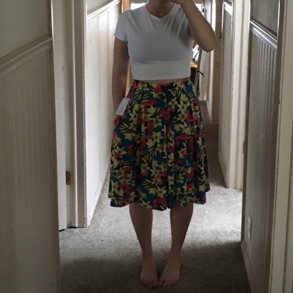 Lularoe Madison skirt sz. S - Picture 6 of 7